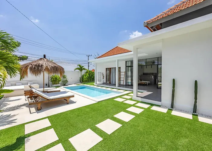 Villa Zoja Canggu, 4 Mins To Beach, Pererenan